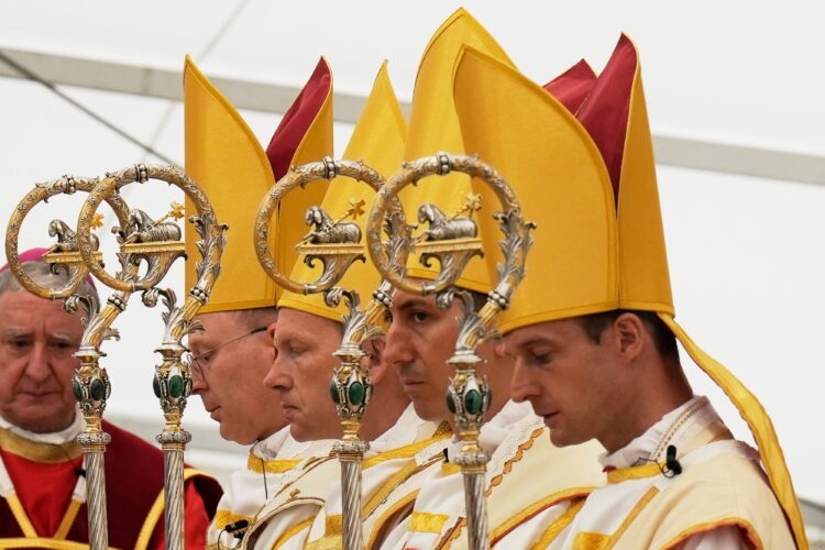 Vatican: Society of St. Pius X broke with Church